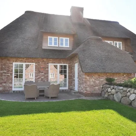 Doppelhaushaelfte Beach House Brösum