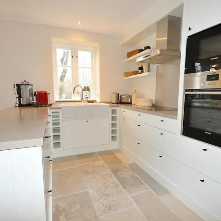 Doppelhaushaelfte Beach House *